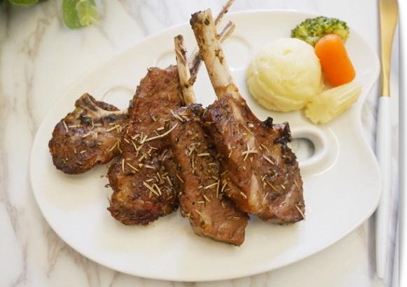 羊排料理 羊排料理